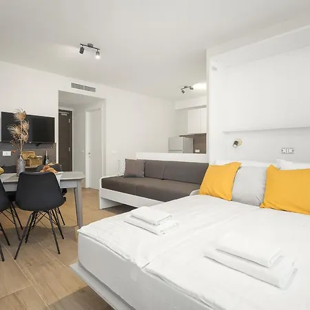 Del Mar Emotion Aparthotel